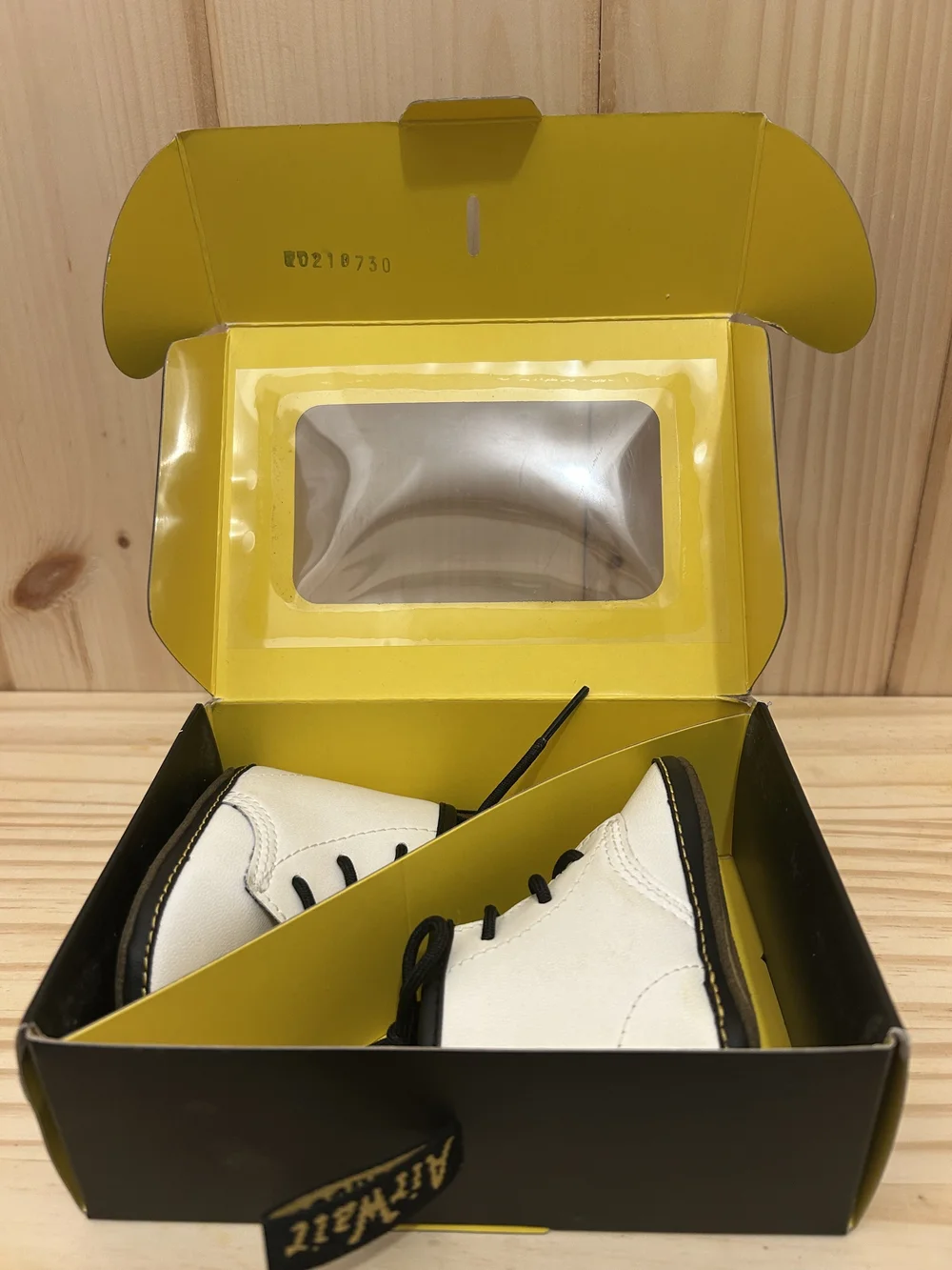 Dr. Martens 1460 Auburn Leather Booties Newborn Size 2 White/Black NEW